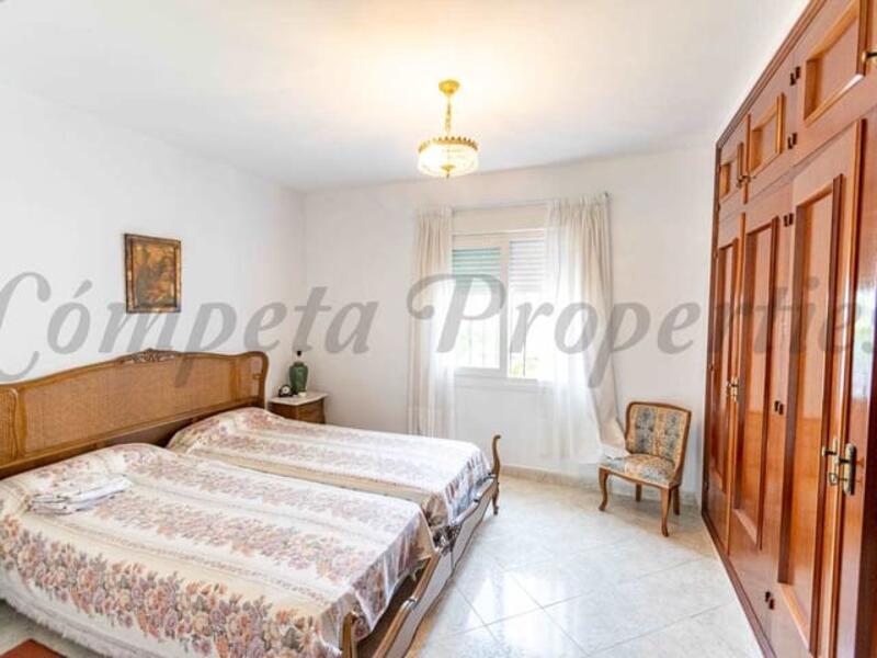 4 bedroom Villa for sale