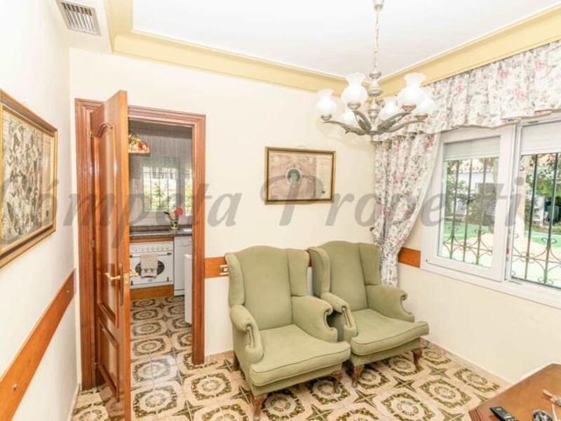 4 bedroom Villa for sale