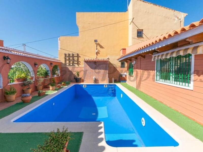 Villa à vendre dans Lagos, Málaga