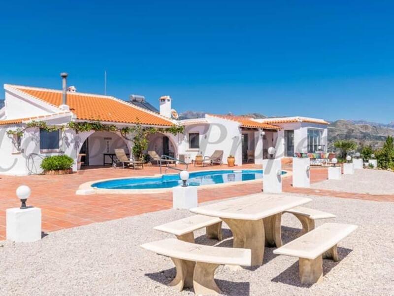 Villa zu verkaufen in Corumbela, Málaga