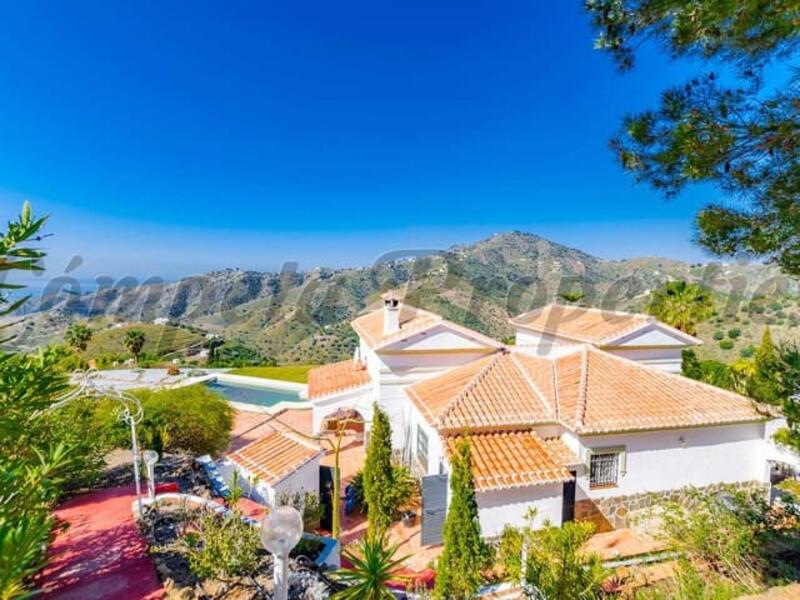 Villa à vendre dans Competa, Málaga