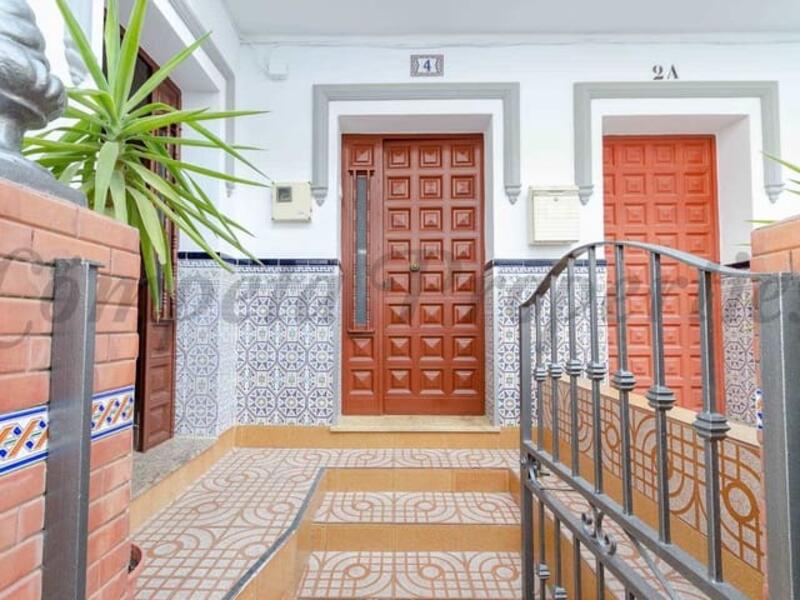 Townhouse for Long Term Rent in Competa, Málaga