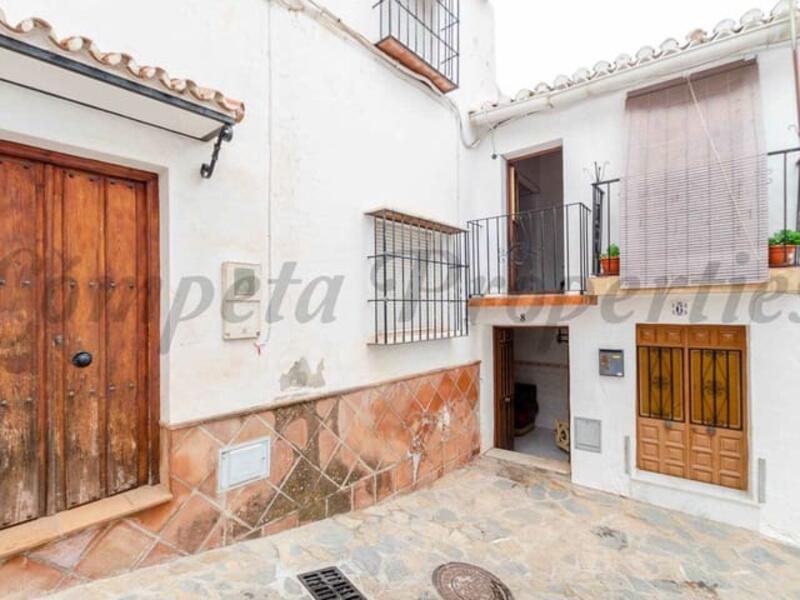 Townhouse for sale in Comares, Málaga