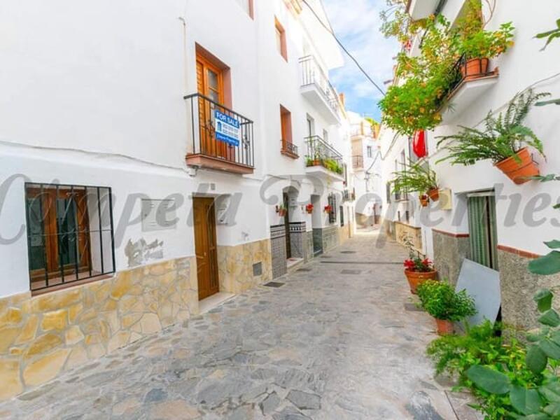 Townhouse for sale in Archez, Málaga