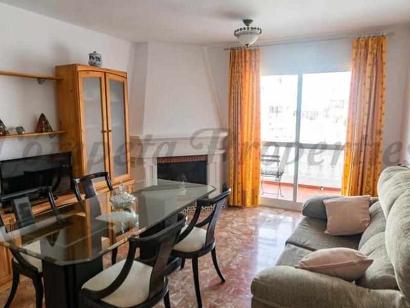 Appartement für Langzeitmiete in Competa, Málaga