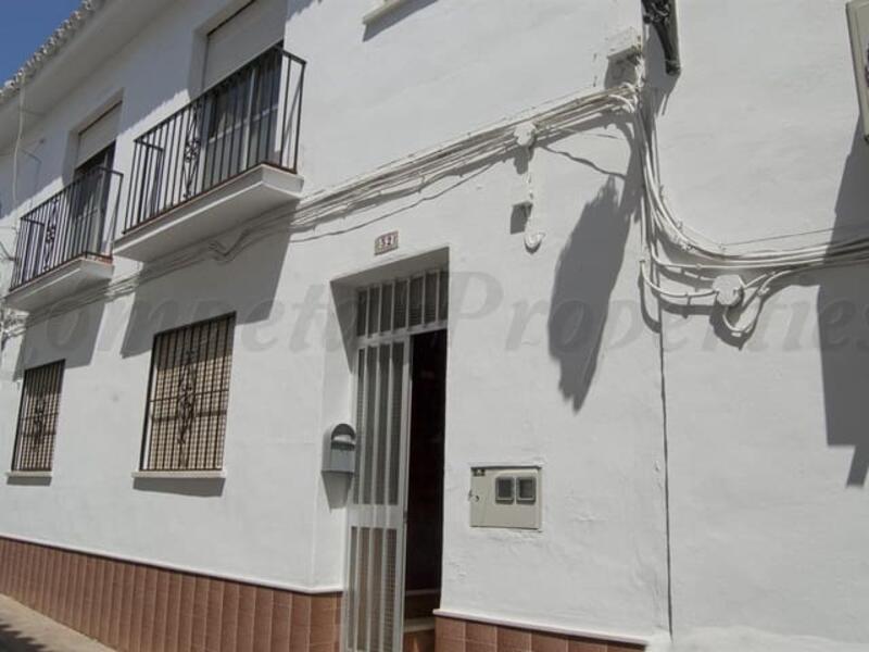 Townhouse for Long Term Rent in Torrox, Málaga