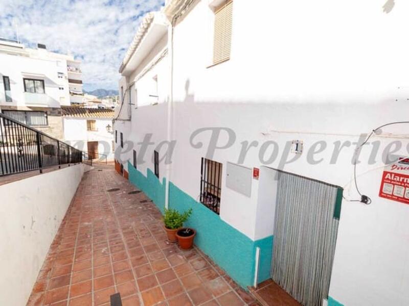 Townhouse for sale in Torrox, Málaga