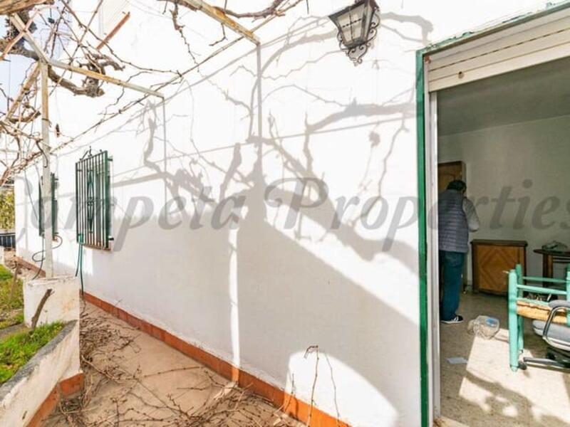 Maison de Ville à vendre dans Canillas de Albaida, Málaga