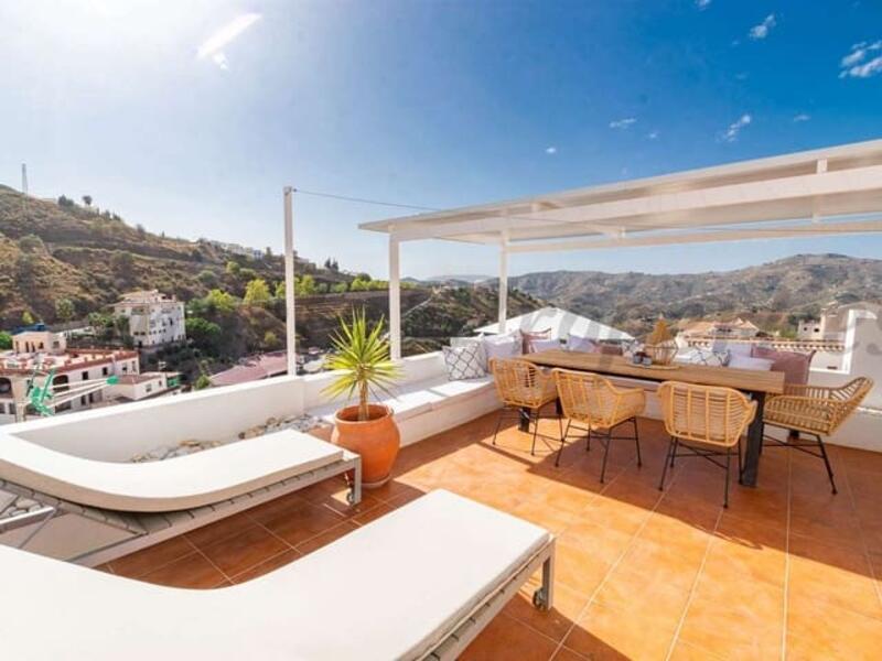 Townhouse for sale in Competa, Málaga