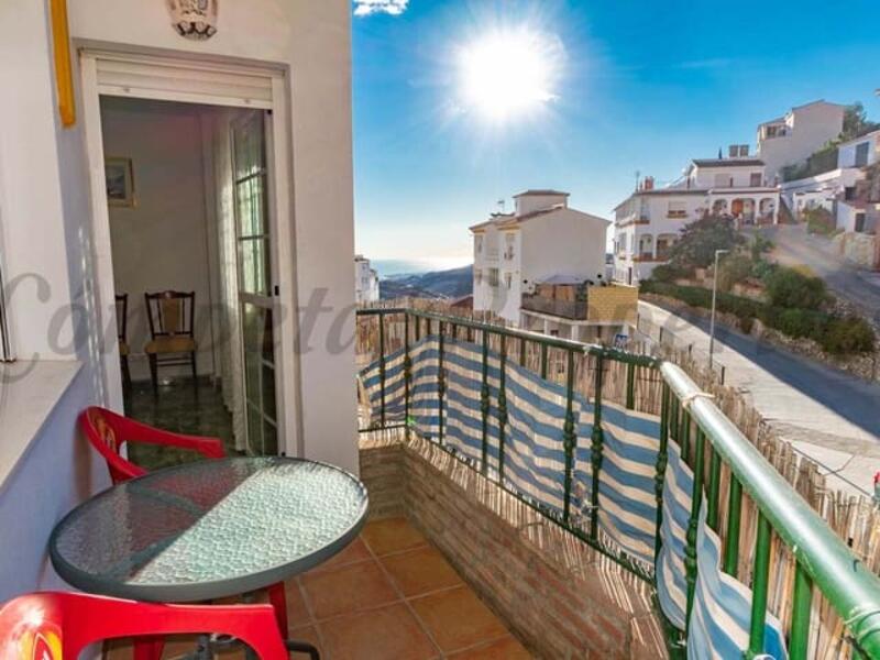 Apartment for sale in Competa, Málaga