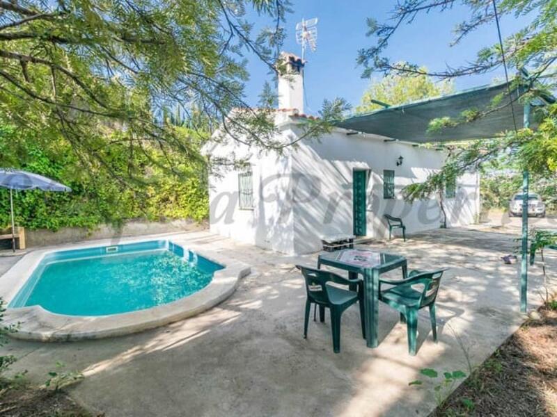 Villa för långsiktig hyra i Competa, Málaga