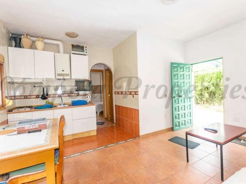 2 bedroom Villa for Long Term Rent