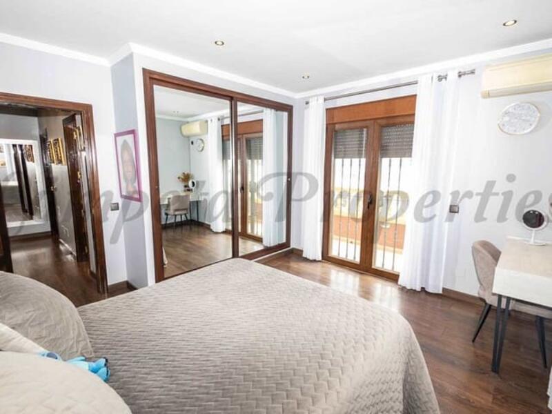 4 Cuarto Villa en venta