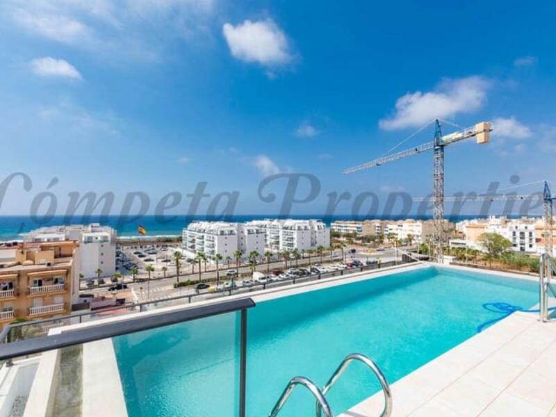 Apartamento en venta en Torrox, Málaga