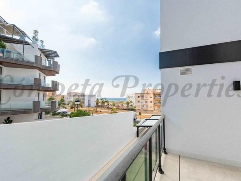 3 bedroom Apartment for sale