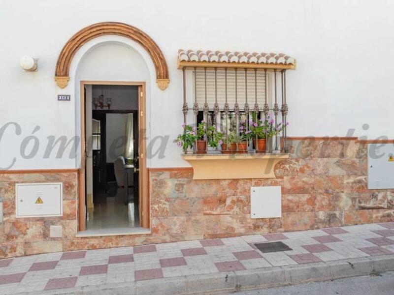 Townhouse for sale in Competa, Málaga