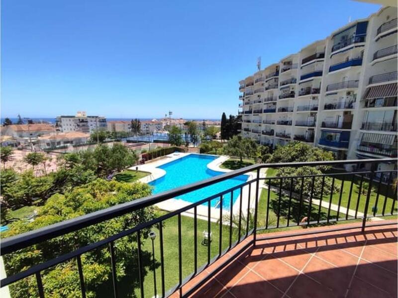 Apartamento en venta en Nerja, Málaga