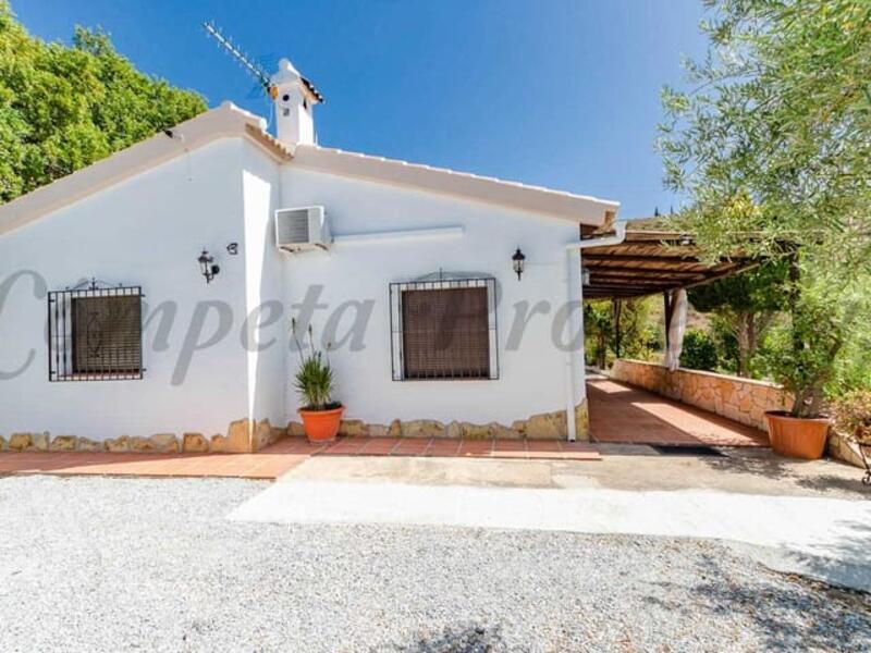 2 bedroom Villa for Long Term Rent