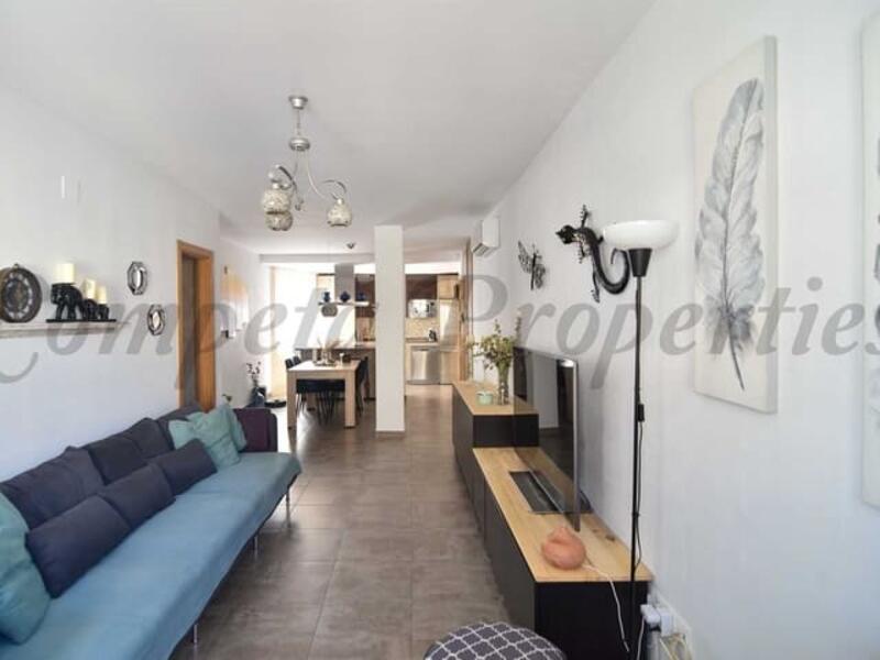 2 slaapkamer Appartement Te koop