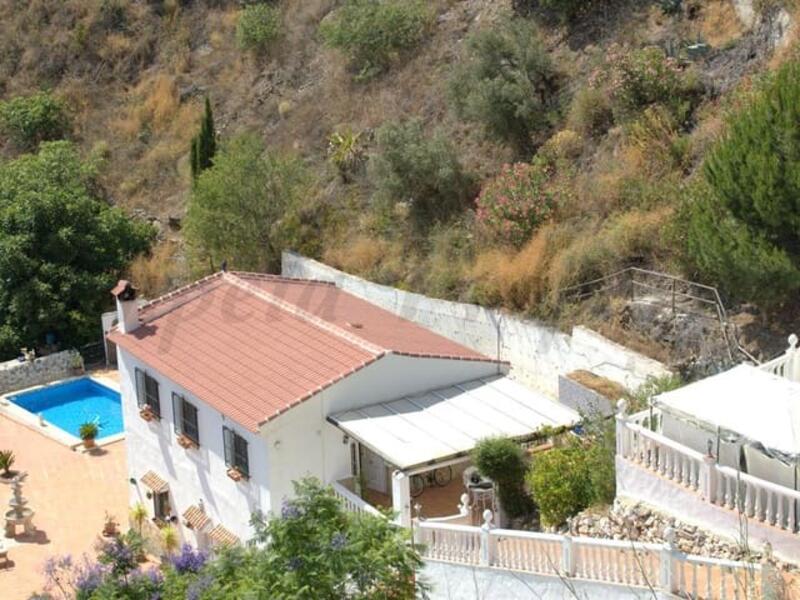 Villa for sale in Competa, Málaga