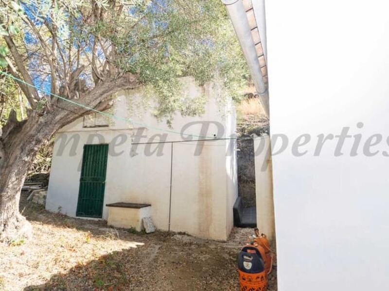 2 bedroom Country House for sale