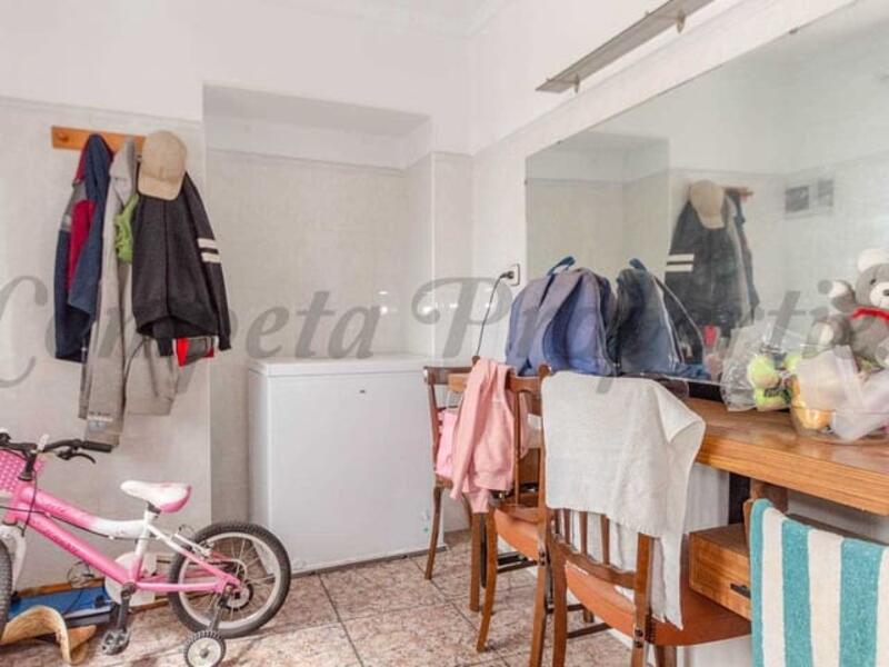 4 Cuarto Adosado en venta