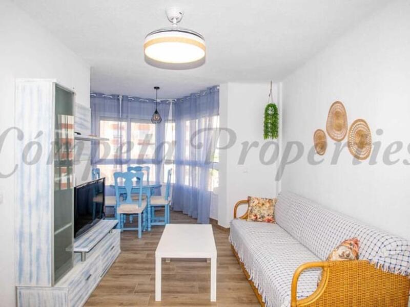 Appartement à louer à long terme dans Torrox, Málaga