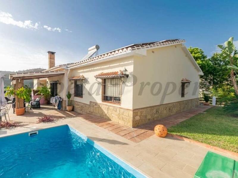 Country House for sale in Torrox, Málaga