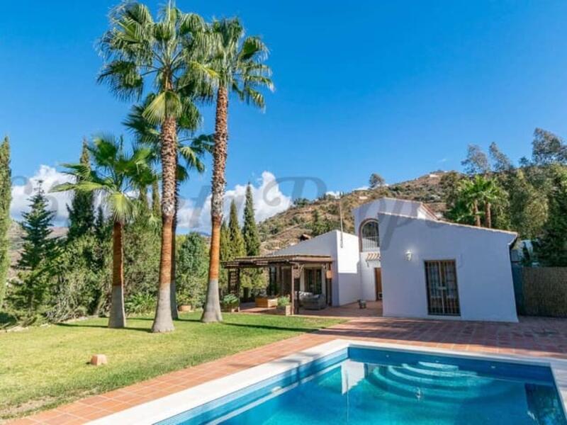 Villa for sale in Torrox, Málaga