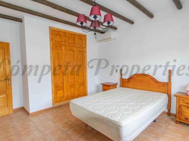 4 Cuarto Villa en venta