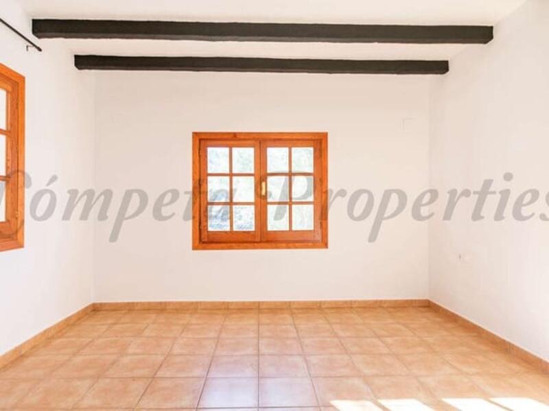 4 Cuarto Villa en venta