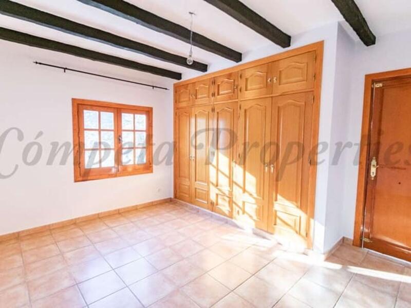 4 Cuarto Villa en venta