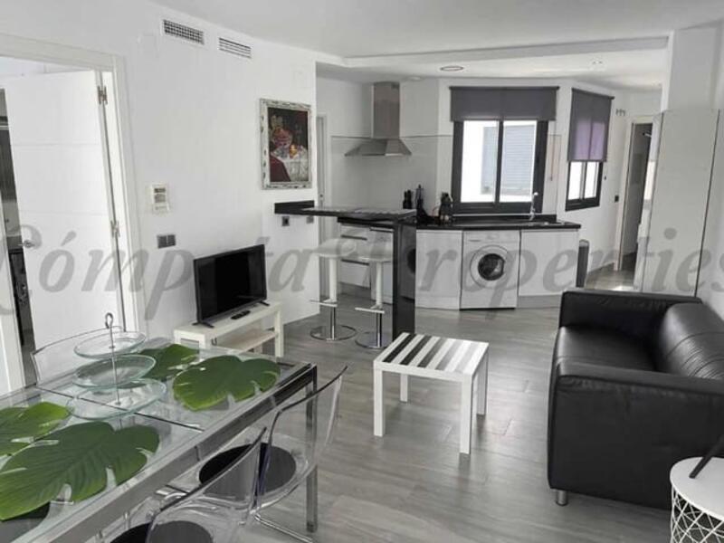 Appartement für Langzeitmiete in Nerja, Málaga