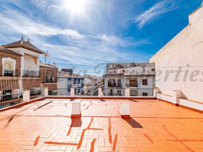 Townhouse for sale in Torrox, Málaga