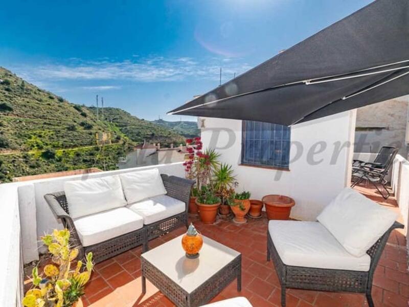 Townhouse for sale in Torrox, Málaga