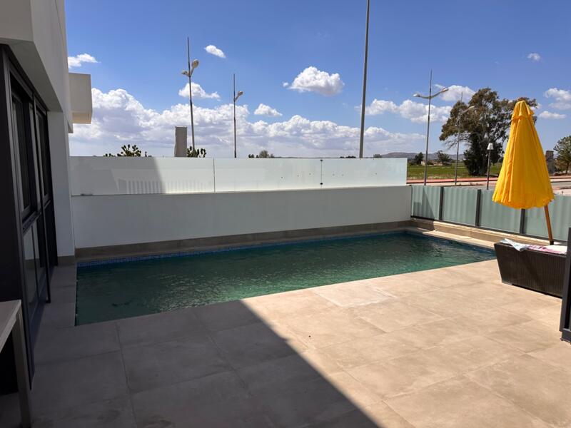 3 Cuarto Villa en venta