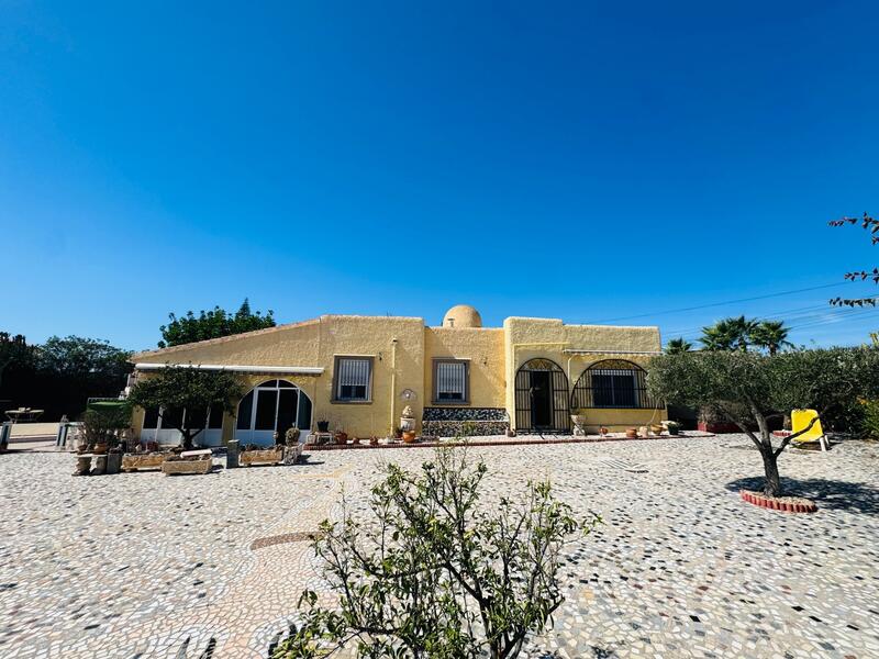 Villa for sale in Ciudad Quesada, Alicante