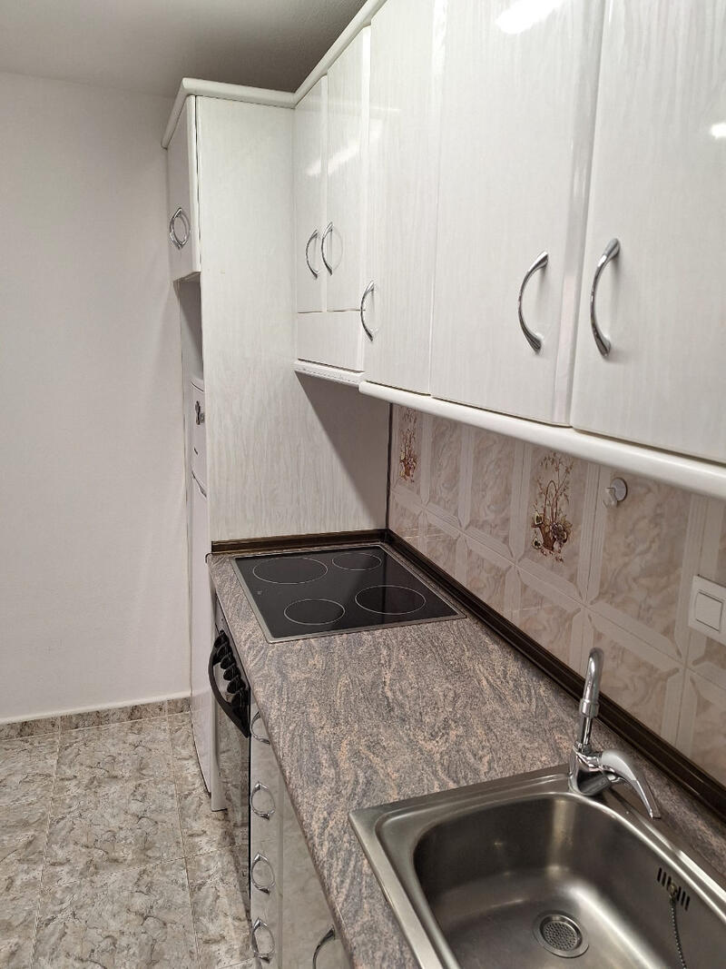 2 Cuarto Villa en venta