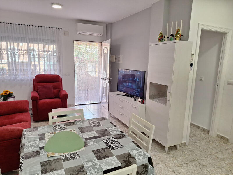 2 Cuarto Villa en venta