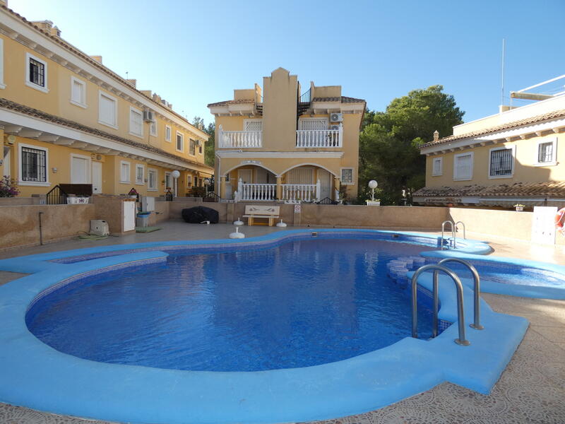 Stadthaus zu verkaufen in Algorfa, Alicante