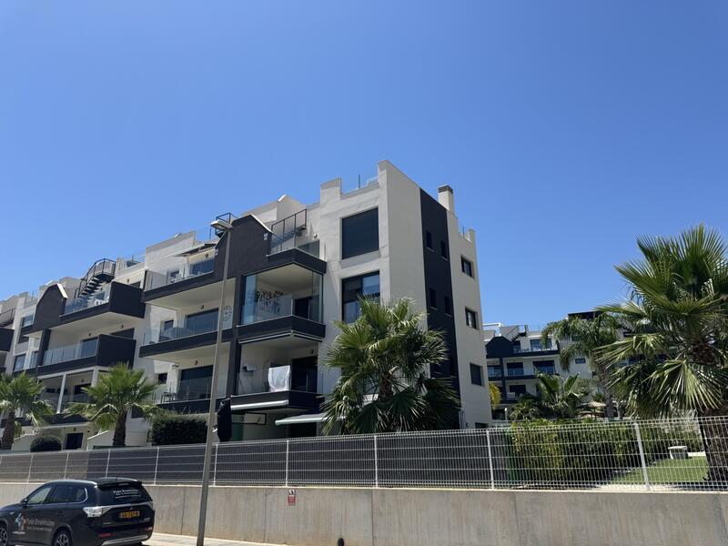 Appartement Te koop in Villamartin, Alicante