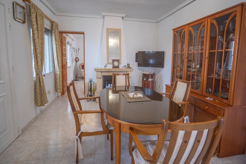 4 Cuarto Villa en venta