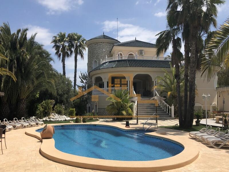 Villa en venta en Ciudad Quesada, Alicante