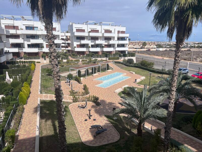 Apartamento en venta en Campoamor, Alicante