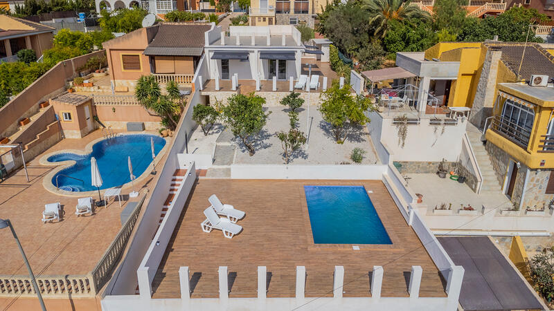 Villa til salgs i Los Balcones, Alicante