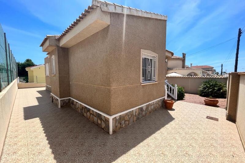 3 Cuarto Villa en venta