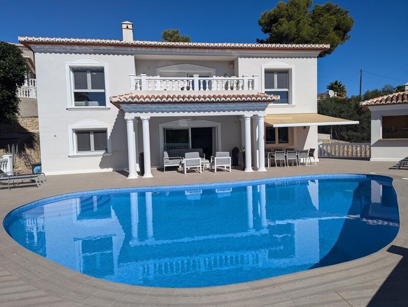 Villa zu verkaufen in Moraira, Alicante