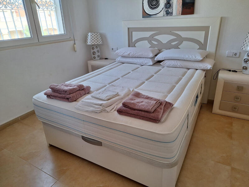 3 Schlafzimmer Stadthaus zu verkaufen