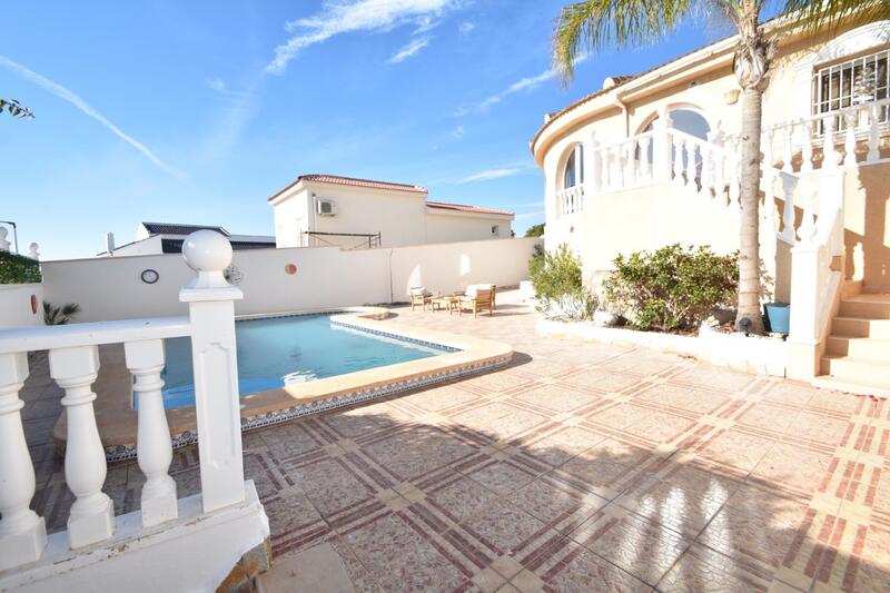 4 bedroom Villa for sale