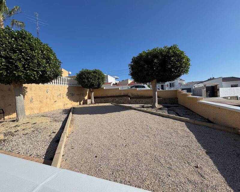 2 Cuarto Villa en venta